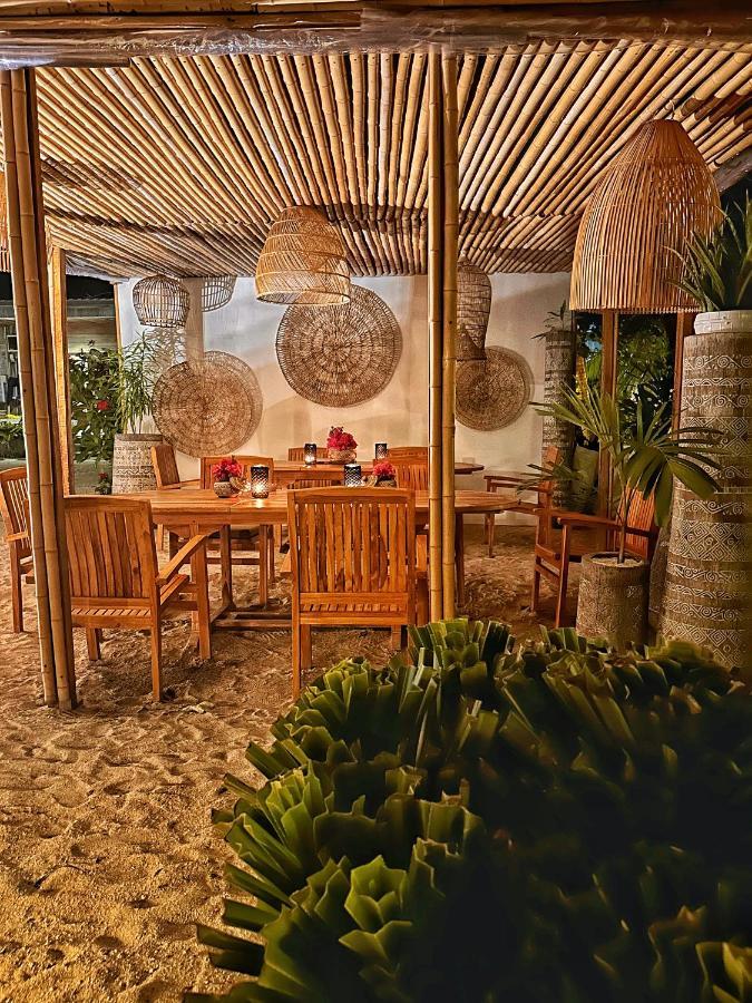 Met House Otel Thulusdhoo Dış mekan fotoğraf
